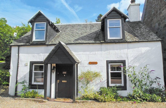 Craigdarroch Cottage