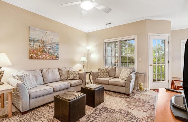 Creekwood - 400 Cascade Ln Unit# 418