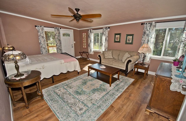 Crestone Casitas: Suite #4