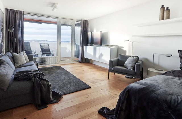 criston apartments - Friendly Residence