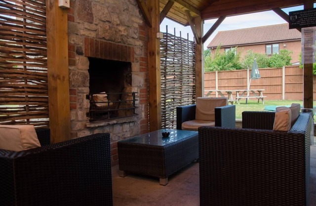 Crossways Inn