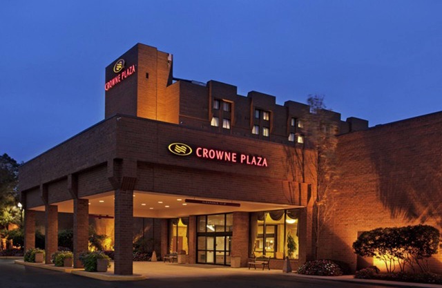 Crowne Plaza Columbus North- Worthington by IHG