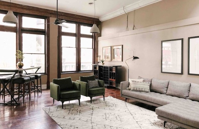 Cru Loft in the Heart of Downtown Knox