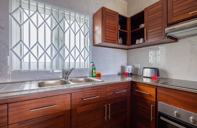 CRYSTAL SHORES Self Catering Apartments