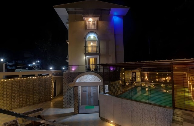 Crystal Villa