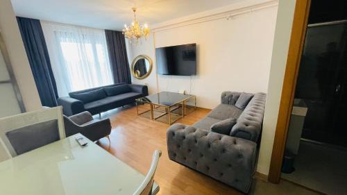 CTS Elysium Residence Duplex Apt. 85
