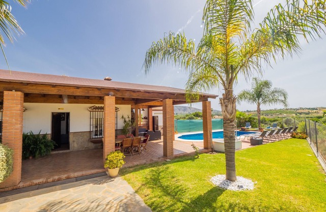 Cubo's Villa Teresa/intimacy/private pool/air conditioning/free wifi