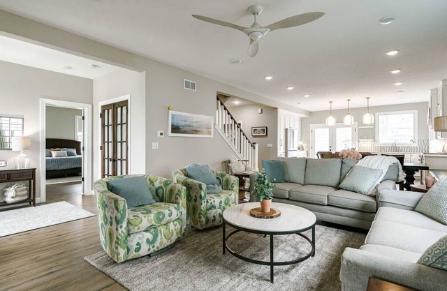 Custom Home Under the Dome - Walk to Campus!