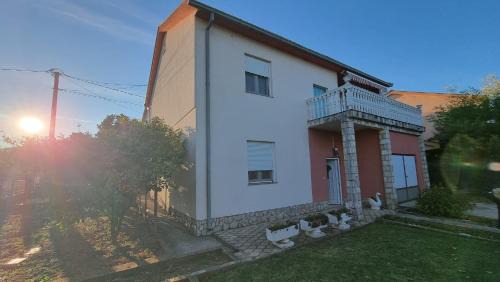 Cvitak home