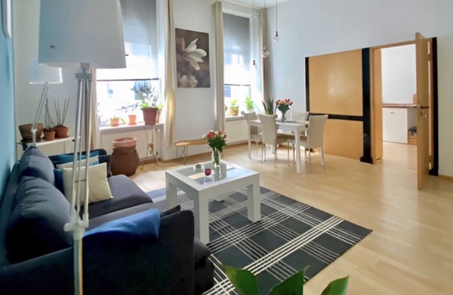 Düsseldorf City Center 2-Bedroom Apartment