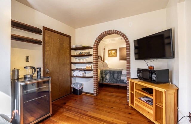D · Royal Suite at White Lotus Eco Spa Retreat