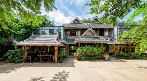 Dai House in Xishuangbanna Village