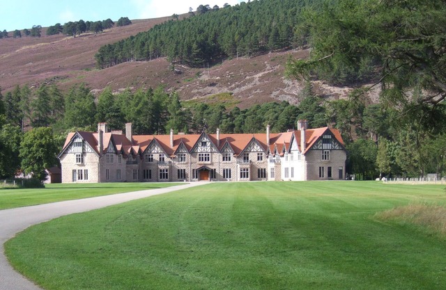 Dalvorar - Mar Lodge Estate