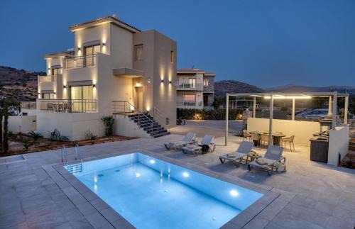 Danae - Utopia Luxury Villa with Private Pool