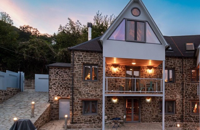 Dandy Villas Karpenisi- Snowflake Private & Lux 3story Chalet - The Snowy Heaven