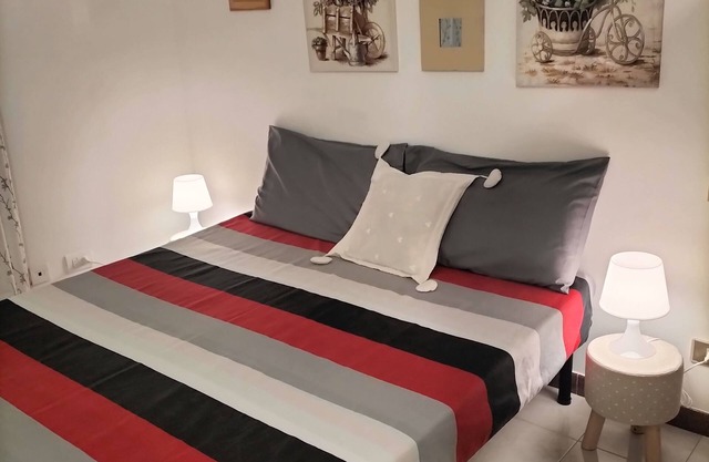 Daro's house very quite 2 br 2 bth apt10 mins from the beach, small pets welcome