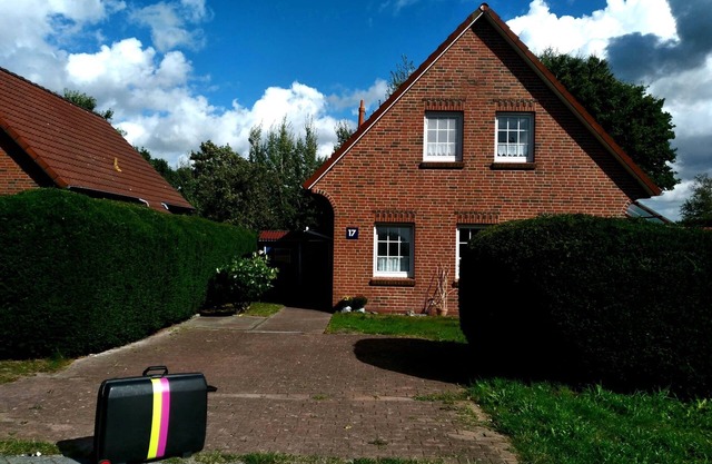 Dat Friesenhuus 2 for 4 persons in Aurich at the bathing lake! Pet friendly!