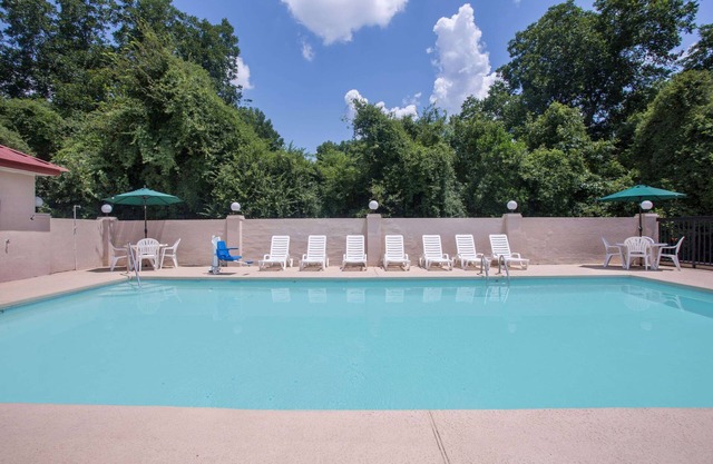 Days Inn by Wyndham Dublin GA