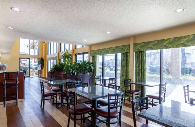 Days Inn by Wyndham Florence/I-95 North