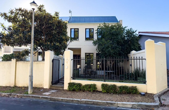 DE WET 5 FRANSCHHOEK