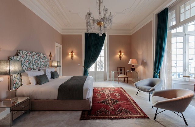 Dear Lisbon -Valmor Palace