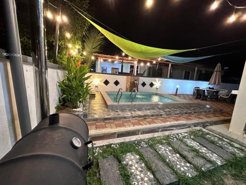 DeCherating privatepool