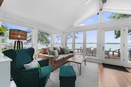 Deckside Dreams on Crystal Lake