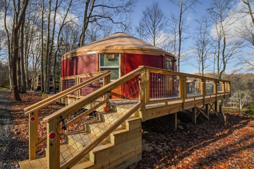 Deer Pass - Luxury Glamping Yurt Near Deep CreekMd