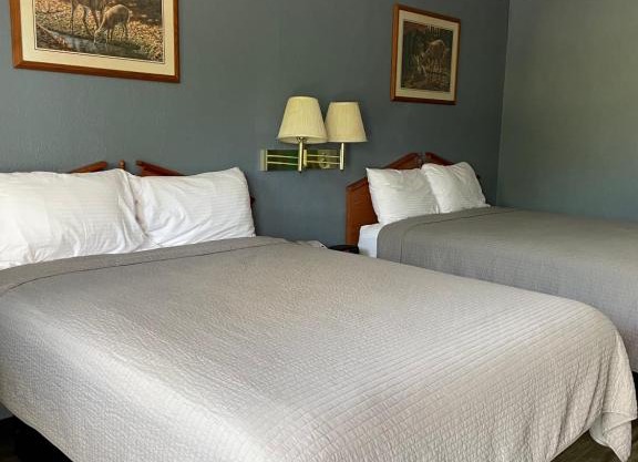 Deerfield Inn