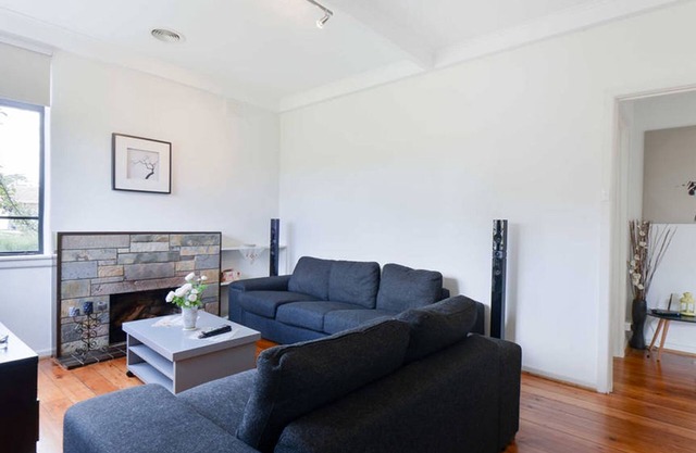 Delightful, Cozy & Modern House (Unfurnished)