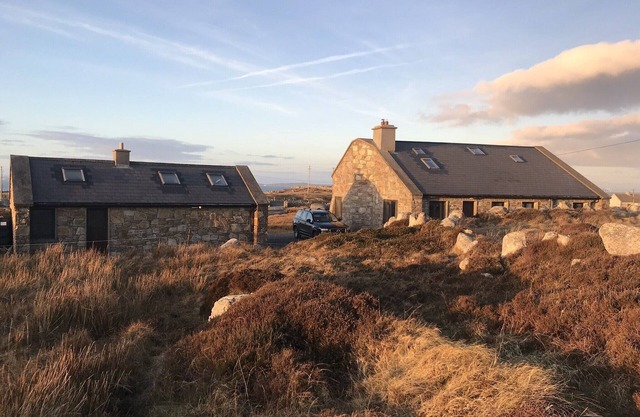 Delightful detached stone house on 5 acres beside Aughrus beach, panoramic views