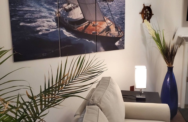 Delightful home with lake view!