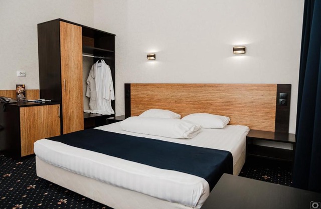Deluxe 2 Hotel