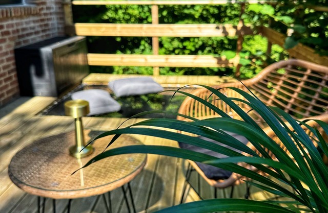 Deluxe Forest Lodge with Private Sauna and Catamaran Terrace - Un Temps Pour Soi
