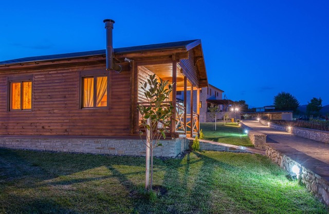 Deluxe Mountain Bungalow C, Konitsa