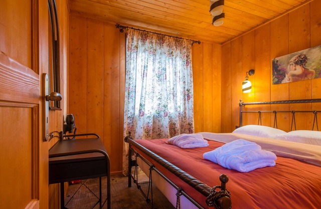 Deluxe Mountain Bungalow E, Konitsa
