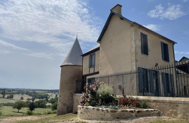 Demeure de caractère avec piscine et parking, animaux admis, wifi - FR-1-489-457