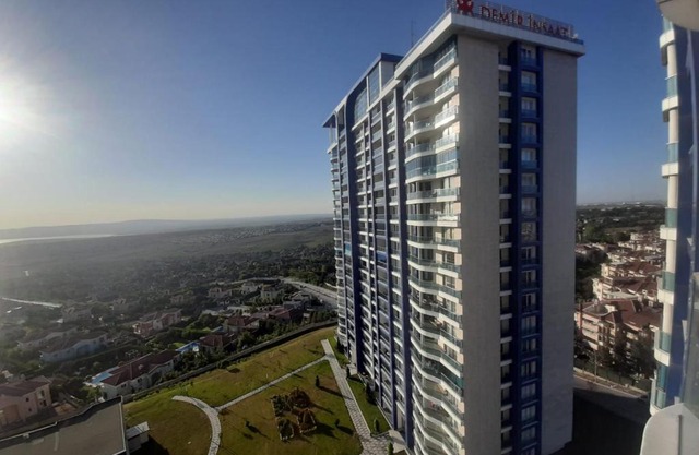 Demir La Vida Apartment
