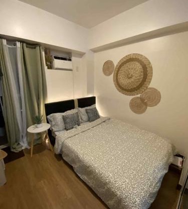 Den and Then City View