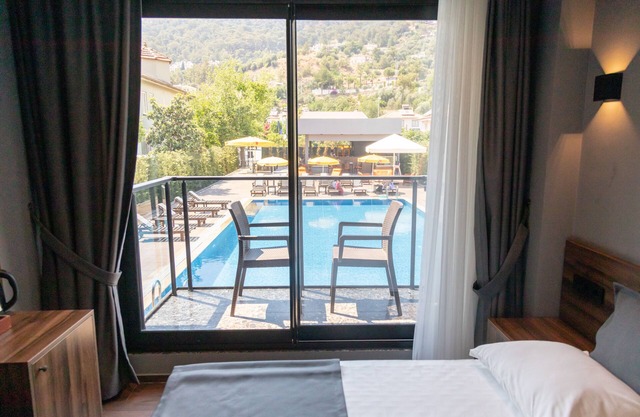 Deniz Otel
