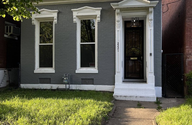 Derby City Dwelling 13 minutes to Churchill Downs