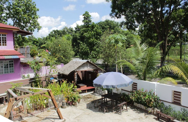 DesaTebrau NewStar Homestay - Wedding Bridal House