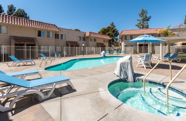 Desert Oasis Retreat in Indio | Swimming Pool | Free Parking