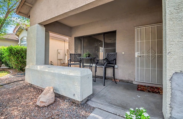 Desert Pool Retreat Oasis/Game Room & Fireplace