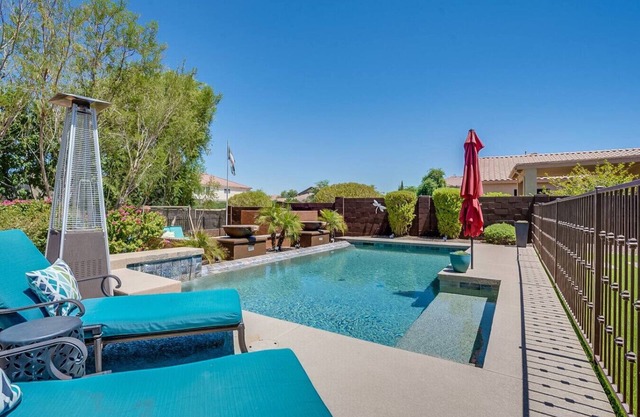 Desert Sun Oasis - Private Resort-Style Retreat