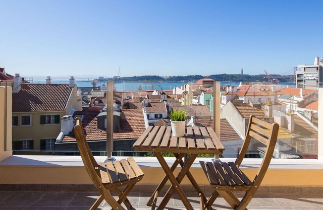 Designer Flats in Lapa - Varanda dos Golfinhos