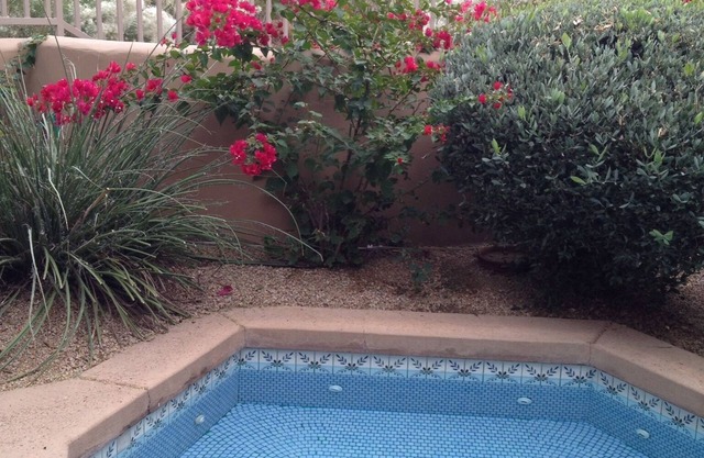 Designer furnishings & High end property in 5 star golf resort property