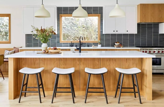 Designer Mar Vista Mid-Century Oasis with Pool + Hot Tub 4BR/4Bath