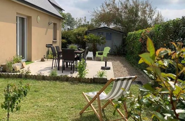 Detached House with Garden in Saint-Germain-sur-Ay