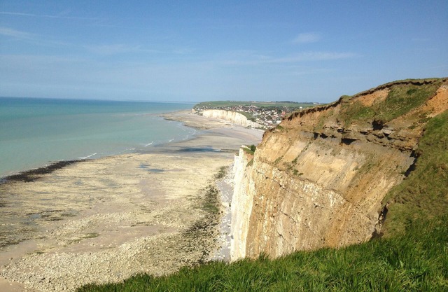 Detached house 4 to 6 people in peace, 5 minutes from the sea on foot 8),